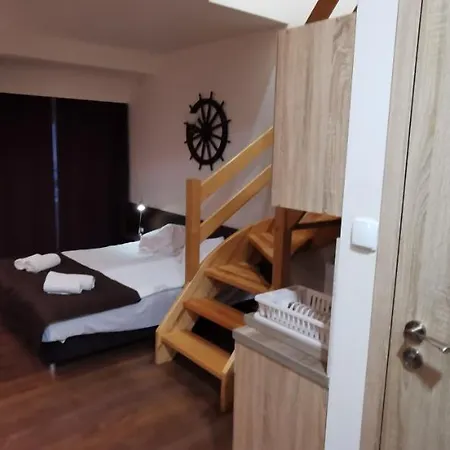 فندق مبيت وإفطار Dolphin House ليبا