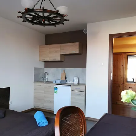 فندق مبيت وإفطار Dolphin House ليبا