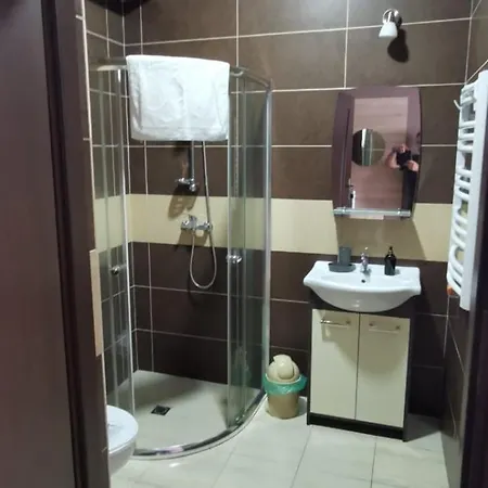 Nocleg ze śniadaniem Dolphin House 3*
