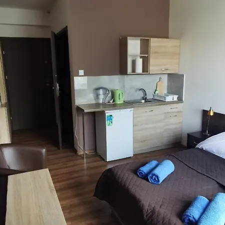 Dolphin House فندق مبيت وإفطار