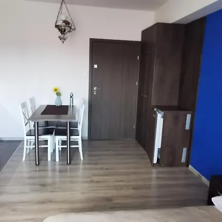 Nocleg ze śniadaniem Dolphin House