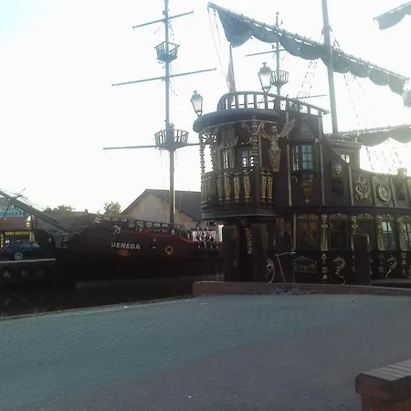 Nocleg ze śniadaniem Dolphin House 4*