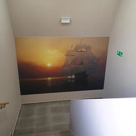 Dolphin House فندق مبيت وإفطار