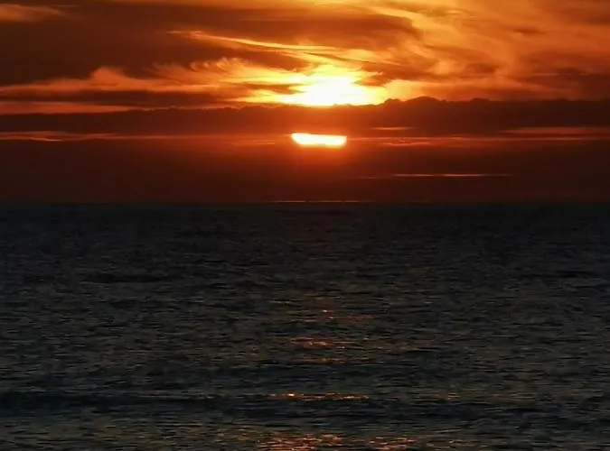 Nocleg ze śniadaniem Dolphin House