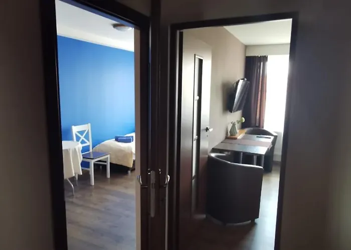 Nocleg ze śniadaniem Dolphin House 4*