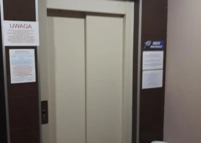 Nocleg ze śniadaniem Dolphin House 4*