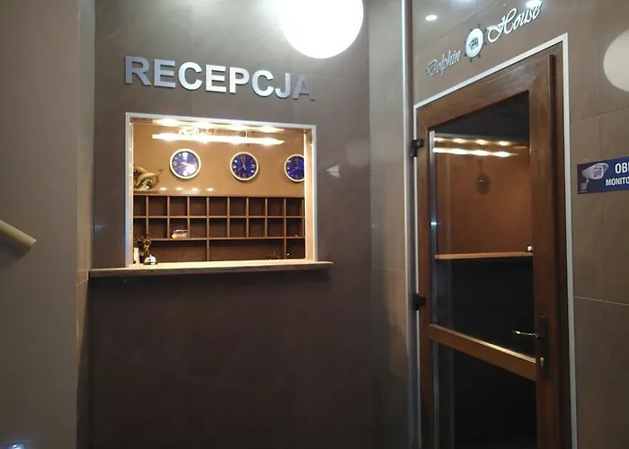 Dolphin House 4* Леба